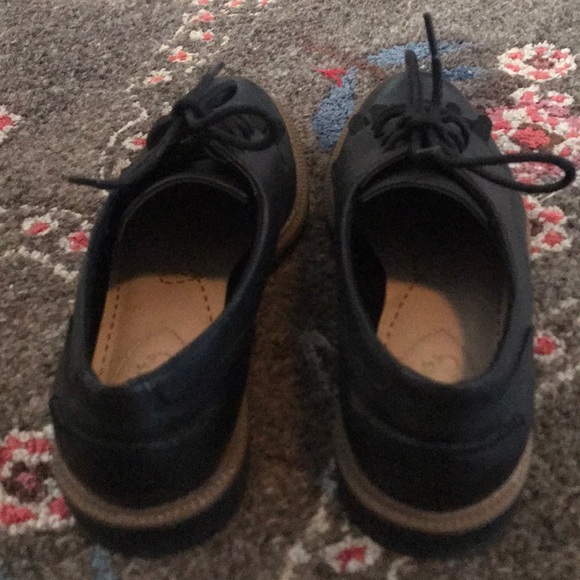 Clark’s oxfords - Picture 3 of 3